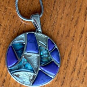 Silver Tone Pendant Necklace with Bluish Purple Stones, Unmarked